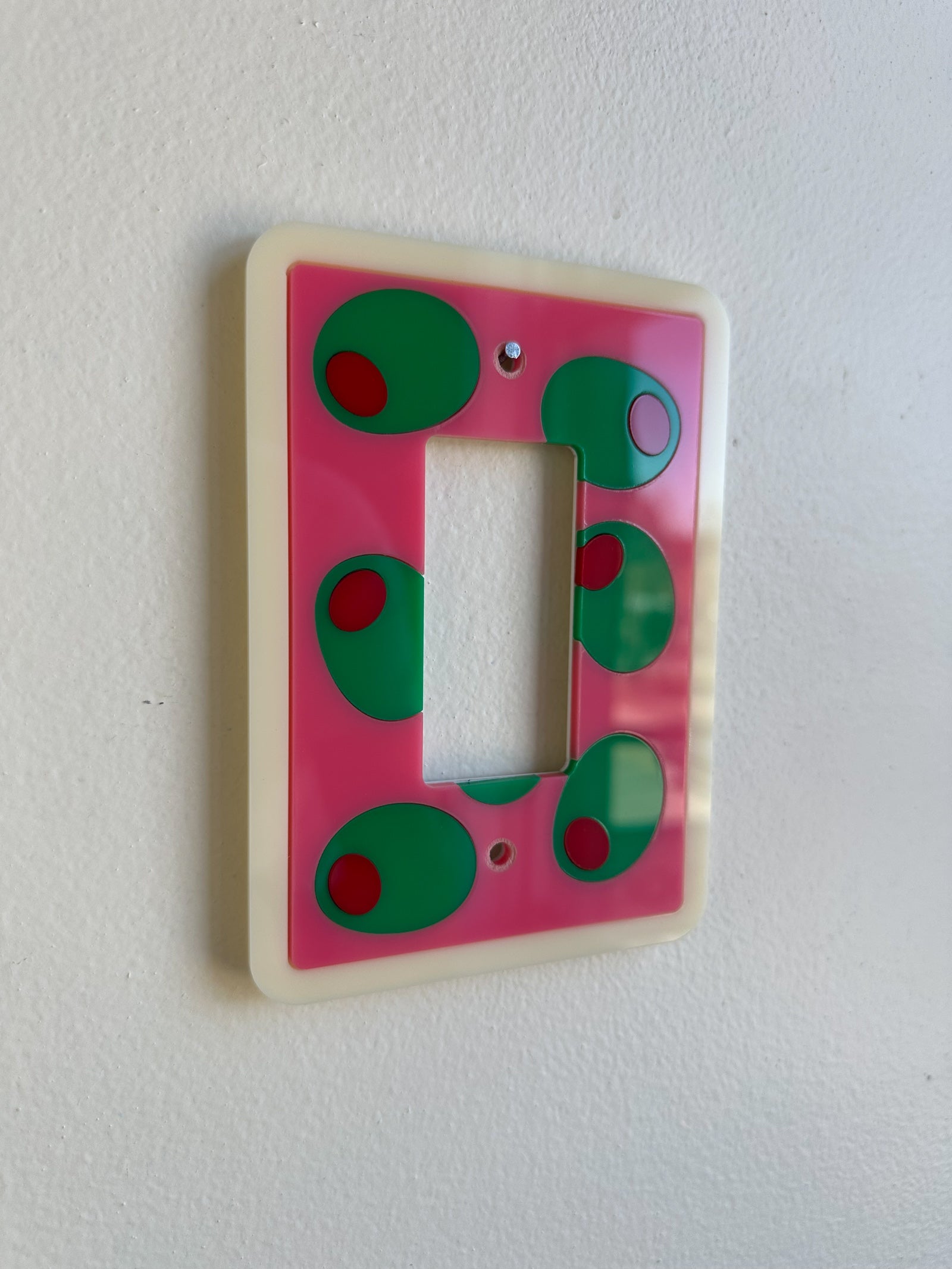 Single Rocker Olive Plate Switch Sample
