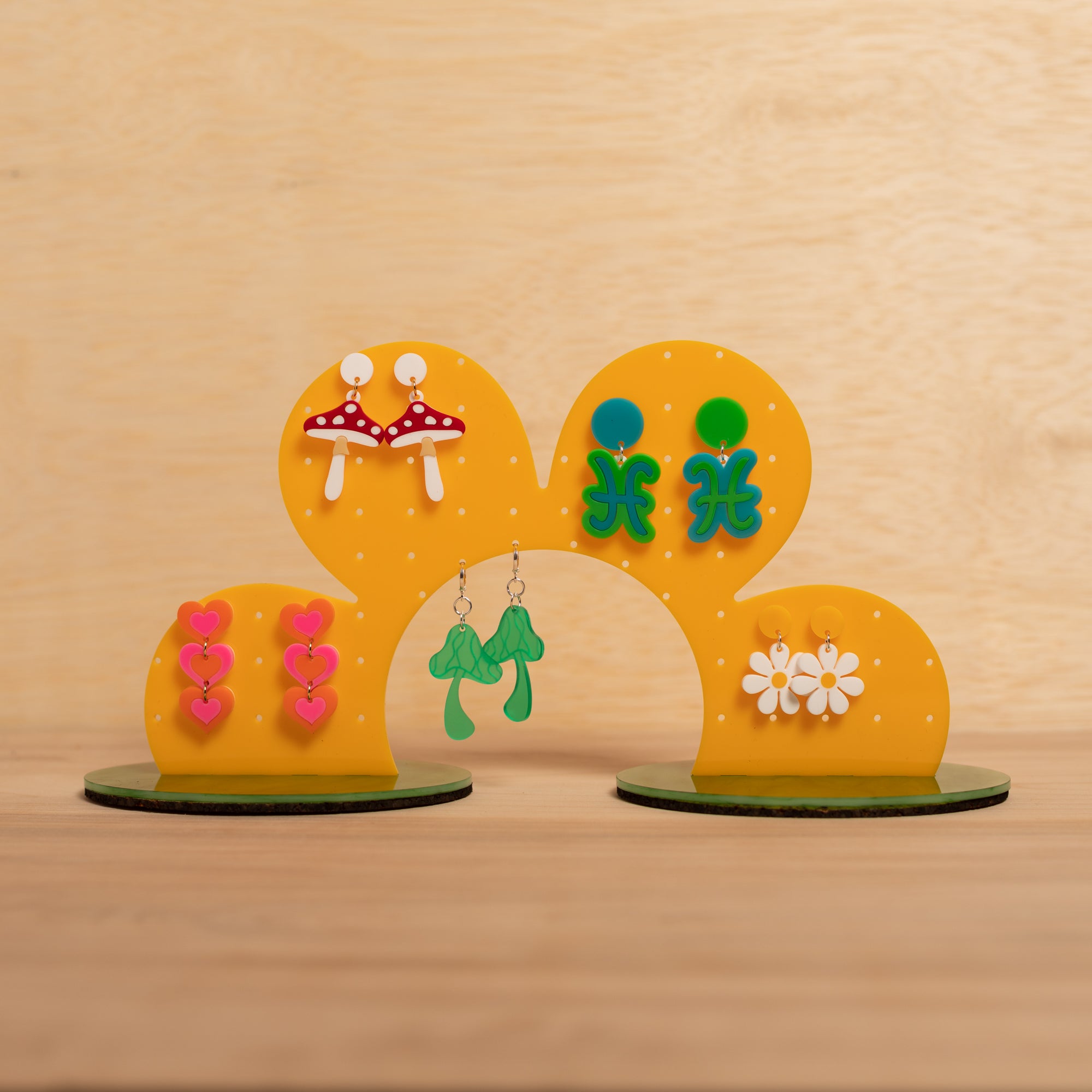 The Daisy Ray Earring Hanger