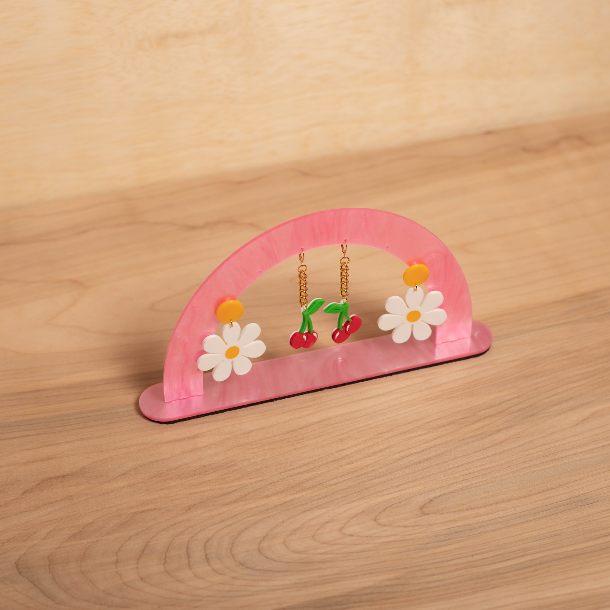 The Spring Arc Earring Hanger