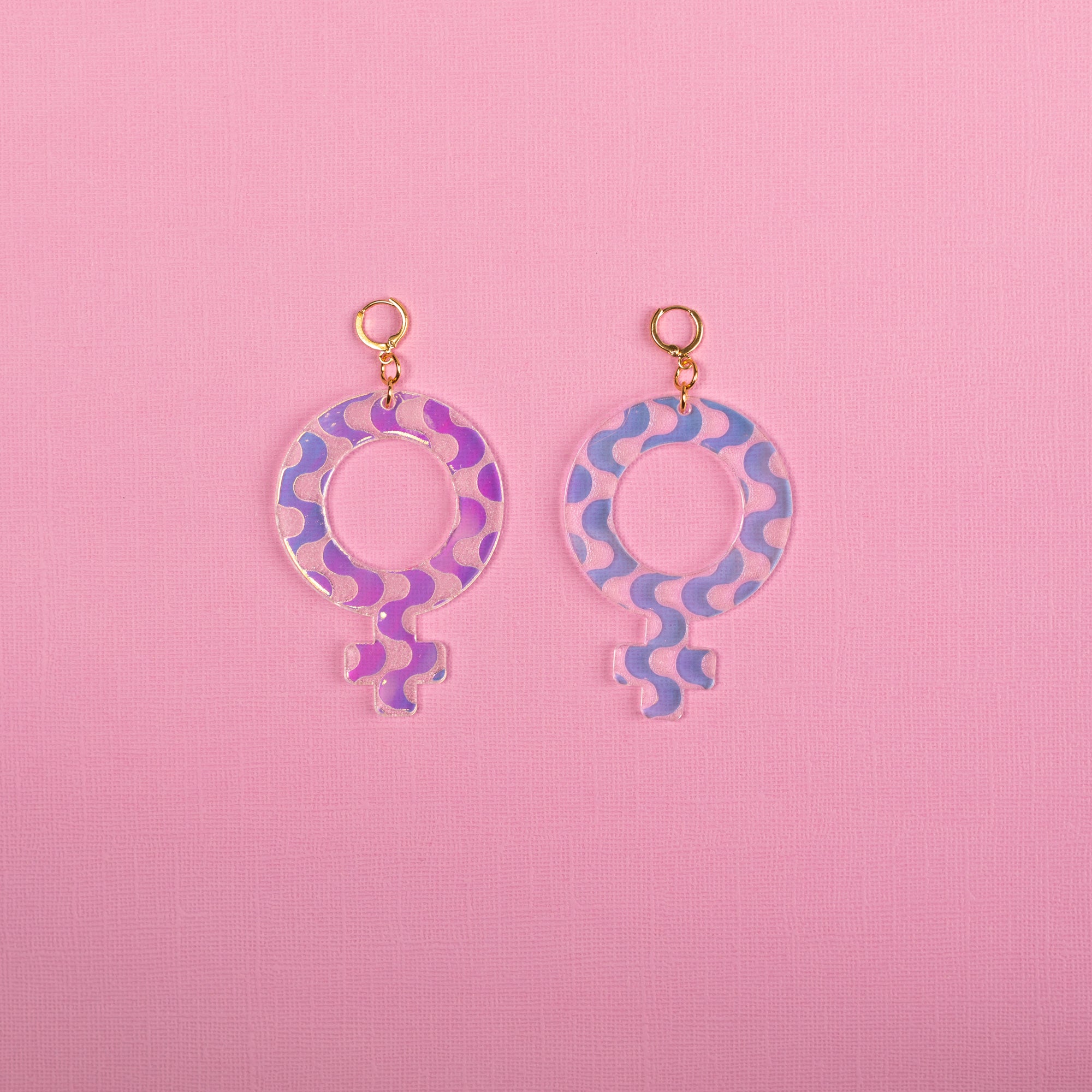 The Wavy Venus Dangle Earrings