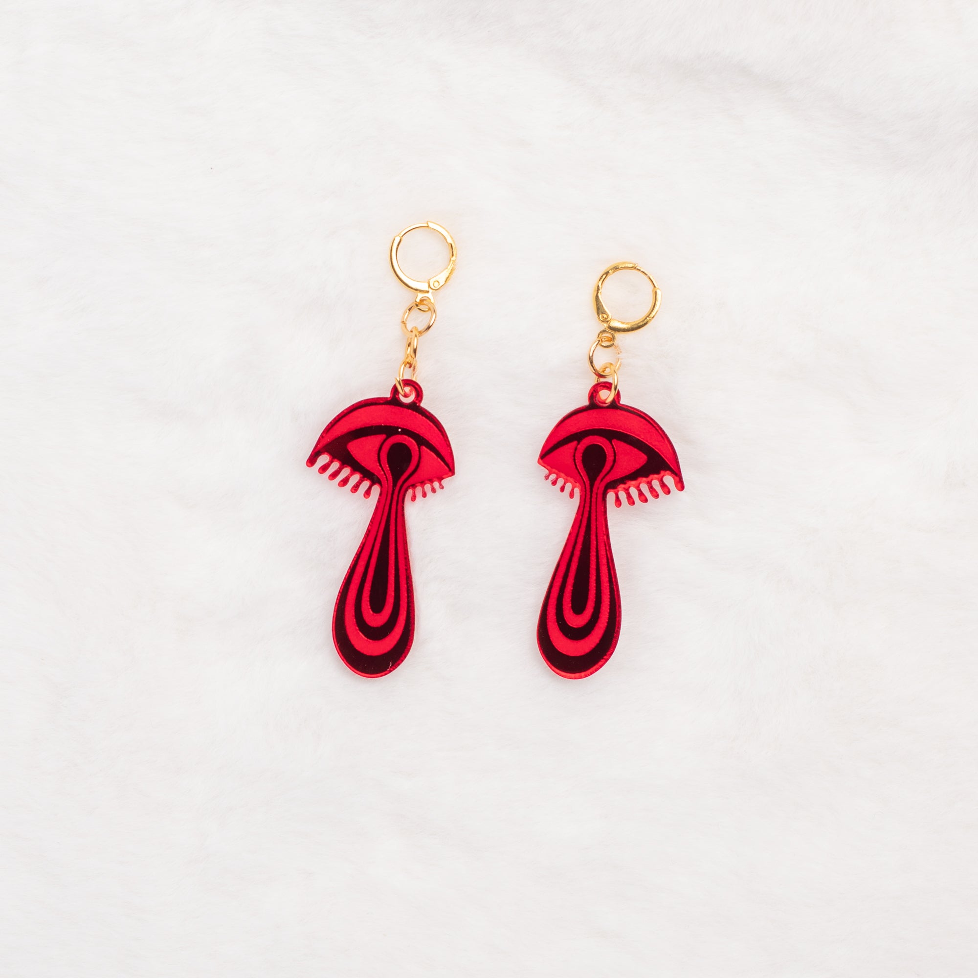 The Mind's Eye Engrave Dangle Earrings
