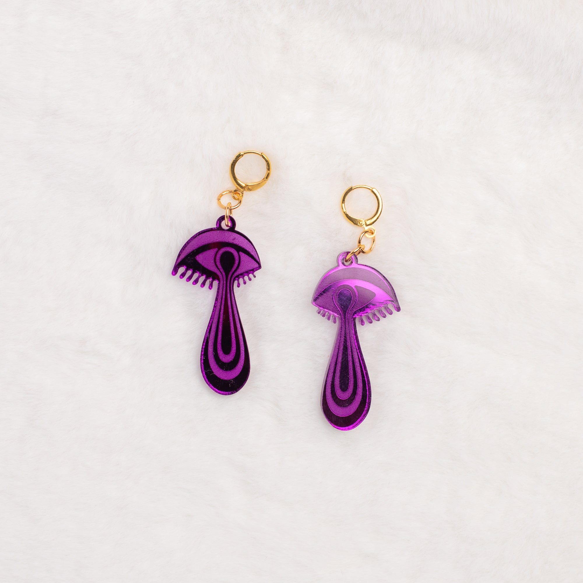 The Mind's Eye Engrave Dangle Earrings