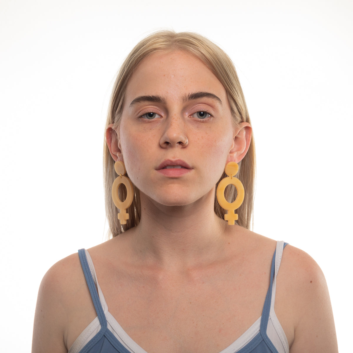 Mindflowers Venus Hanging Stud Earring on Model