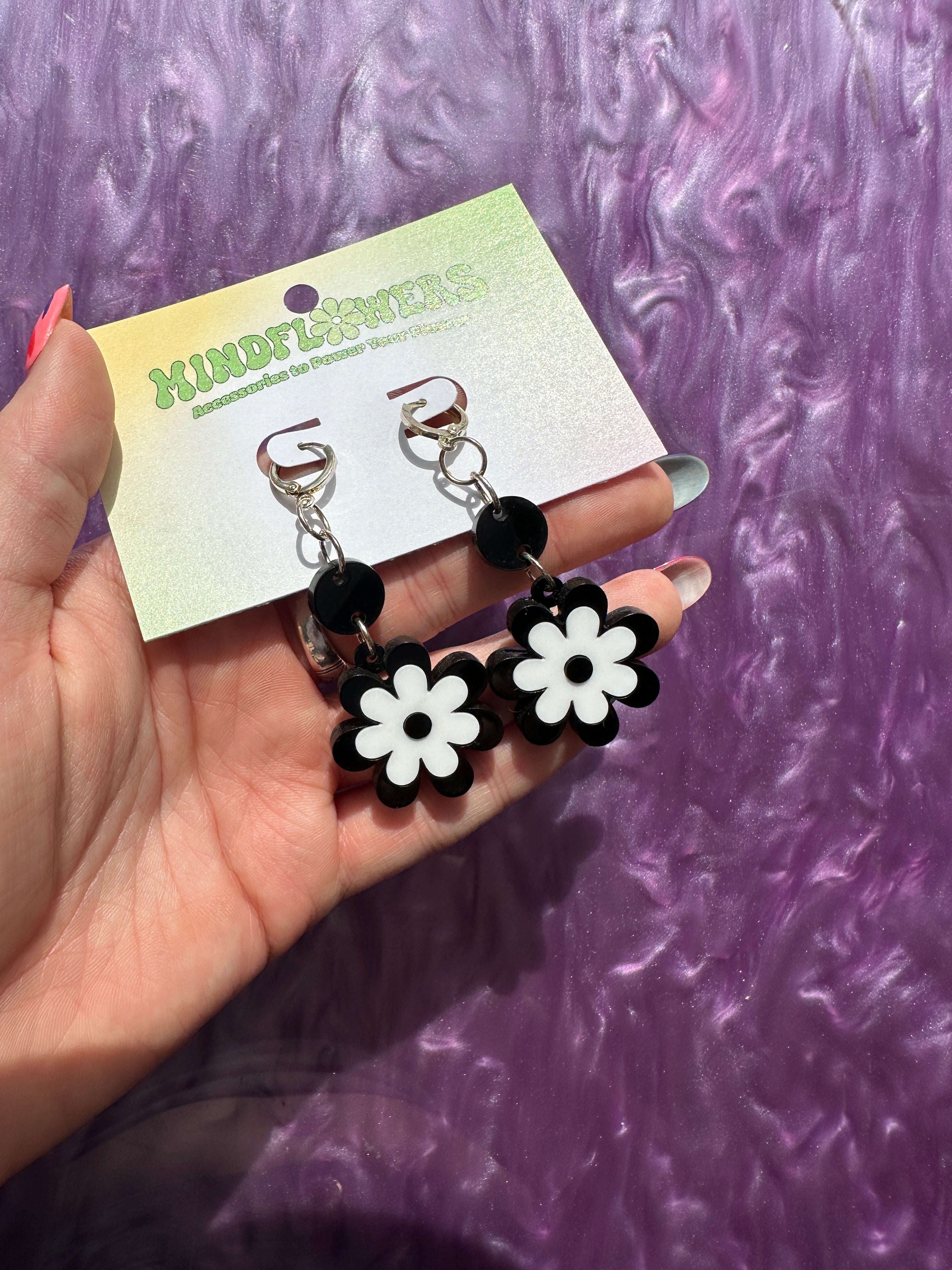 Black & White Candy Daisy Dangle Earrings Sample Sale