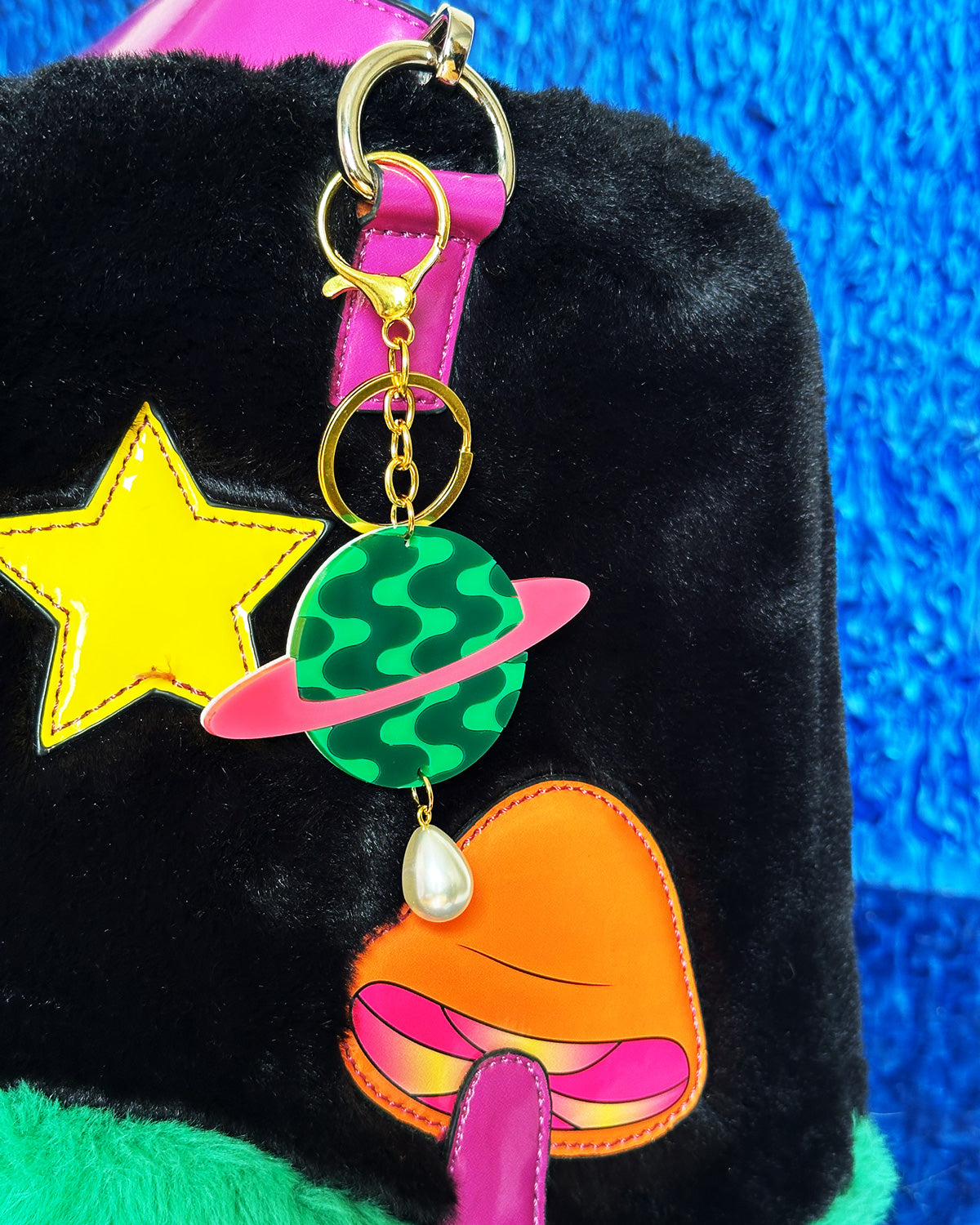 Wavy Saturn Bag Charm