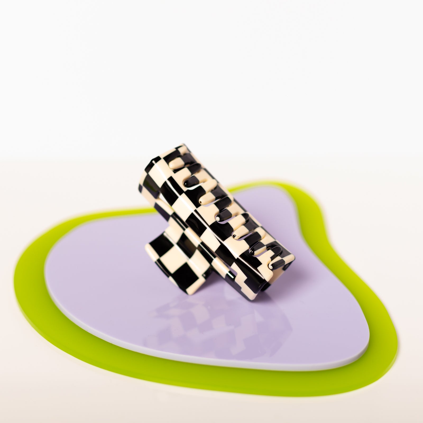 Checkered Amelia Hair Claw Clips